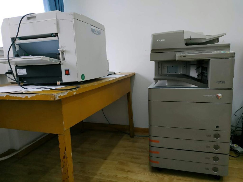 太原打印机维修案例-太原学校打印机维修现场-佣书服务案例