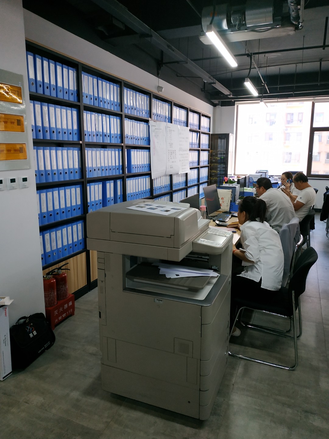 一个精明老板的转变:从”嫌贵”到”只选佣书®”